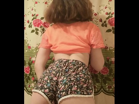 ❤️ La joven sexy hace un striptease grabando sus calzoncillos en la cámara ❤️ Video de porno en es.basseyn-vsem.ru ❌️