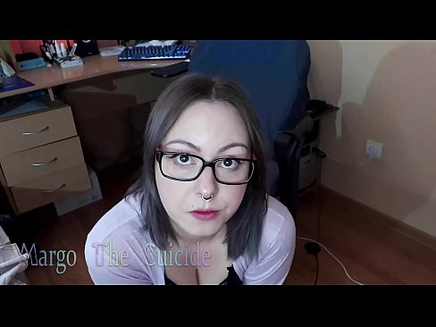 ❤️ Chica sexy con gafas chupa consolador profundamente en la cámara ❤️ Video de porno en es.basseyn-vsem.ru ❌️