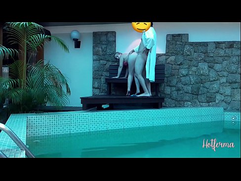 ❤️ El jefe invita a la criada a la piscina, pero no pudo resistirse a una caliente ❤️ Video de porno en es.basseyn-vsem.ru ❌️